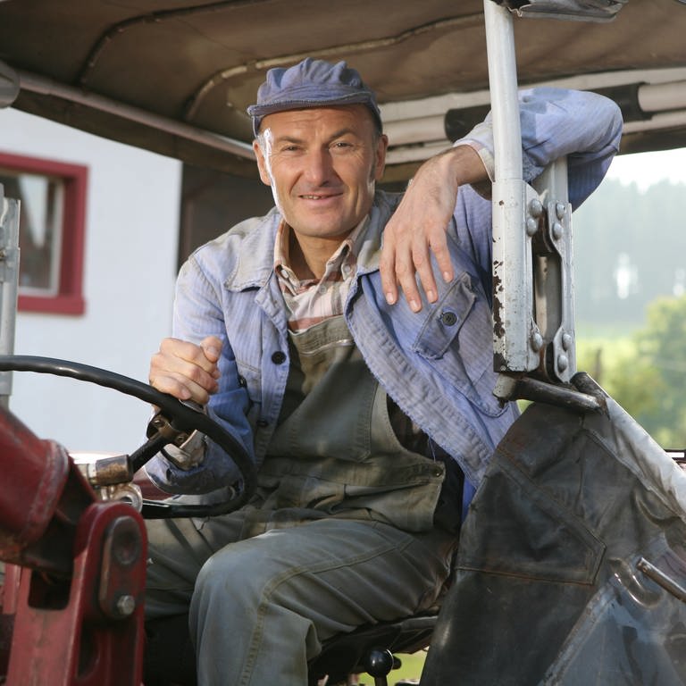 Karl auf seinem Traktor