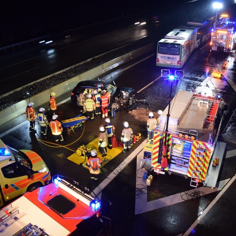 Wendemanöver auf der Autobahn Bus war für DB unterwegs SWR Aktuell