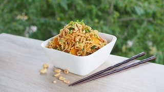 Asian Style One Pot Mie-Nudeln von Simonetta Zieger