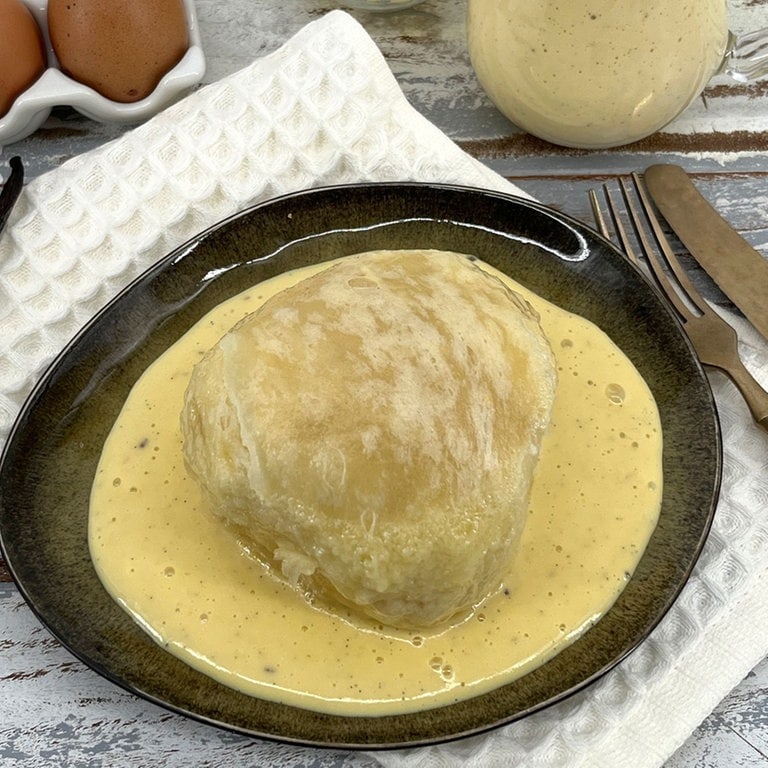 Dampfnudeln mit Vanillesauce - Rezepte - ARD-Buffet - TV