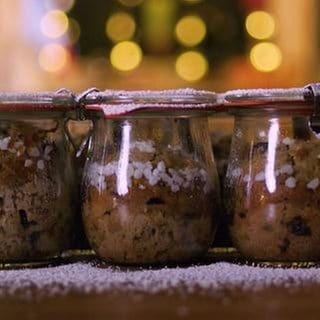 Stollen im Glas