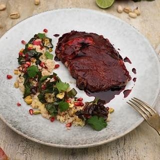 Rostbraten vom Entrecôte mit Mangold-Bulgur