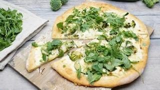 Grüne Gemüsepizza