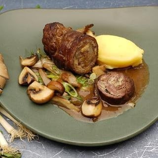 Rinderroulade mit Kartoffelpüree