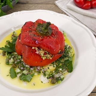 Gefüllte Paprika mit Feta-Couscous