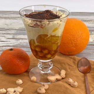 Wibele-Tiramisu mit eingelegten Clementinen