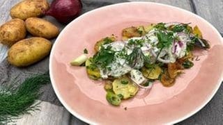 Matjes mit Bratkartoffelsalat