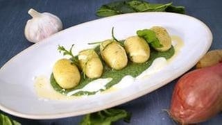 Käse-Gnocchi mit Spinat-Creme