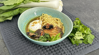 Ramen Suppe mit Pilzen