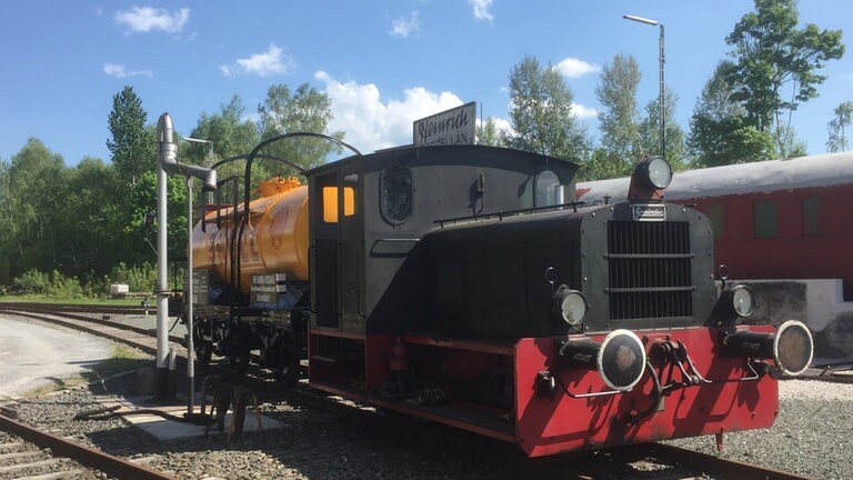 Der „Hinrich-Bockerl“ ist eine der Fabrik-Loks der Porzellanindustrien der Selber Gegend.  Er begründete die Sammlung des Modell- und  Eisenbahnclubs Selb-Rehau.