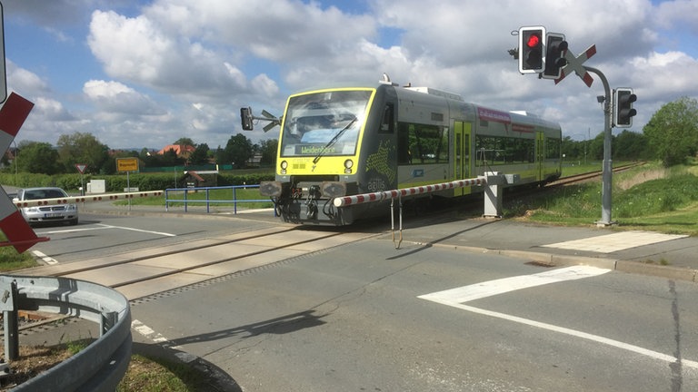 Die einzige Strecke, die von den sieben Stichbahnen ins Fichtelgebirge noch befahren ist, führt von Bayreuth nach Weidenburg – rund 23 km