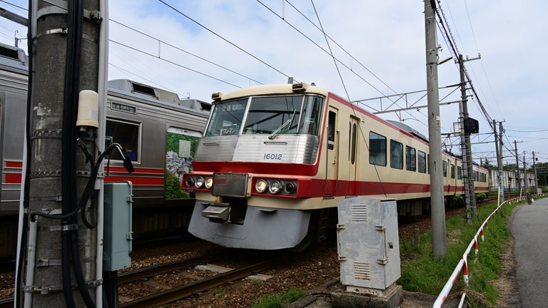 Hier ebenfalls ein Zug der Chitetsu Railway. 