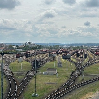 Rangierbahnhof Kornwestheim – der Güterverkehr, das Sorgenkind der Bahn. 