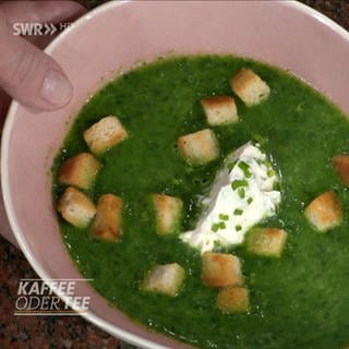 Spinatsuppe mit Knoblauch-Croutons