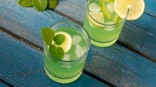 grünes Getränk