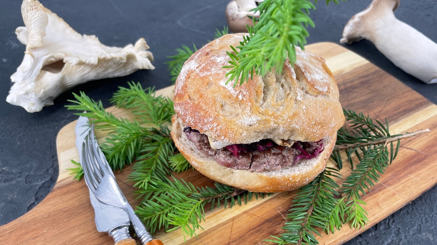 Rehburger mit Pilzen und Bergkäse - Rezepte - Kaffee oder Tee - SWR ...