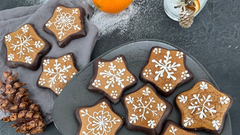 Gefüllte Lebkuchensterne - Rezepte - Kaffee oder Tee - TV