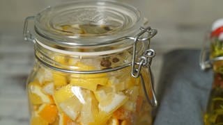 Eingelegte Zitronen und Orangen 