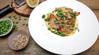 Pappardelle mit Zitronensoße, Erbsen und Schweinefilet