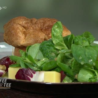 Pikanter Pfitzauf mit Salat