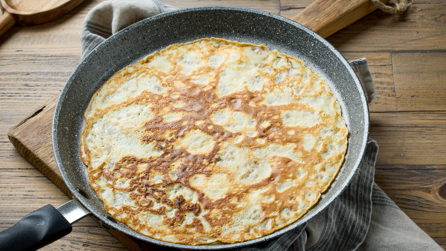 Pfannkuchen mit Bärlauch-Gemüse-Füllung - Rezepte - Kaffee oder Tee - TV