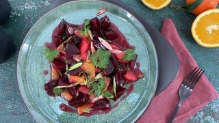 Zitrussalat mit Rote Bete und Röstbrot