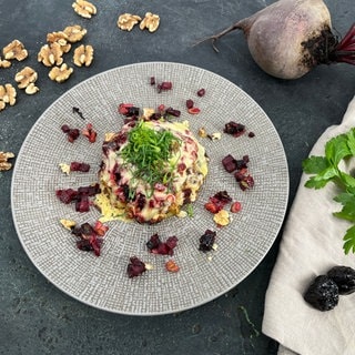 Rösti mit Rote Bete und Walnüssen