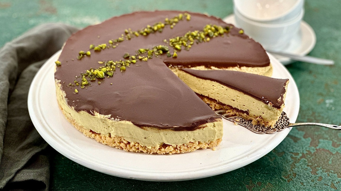 Schoko-Pistazien-Kühlschranktorte