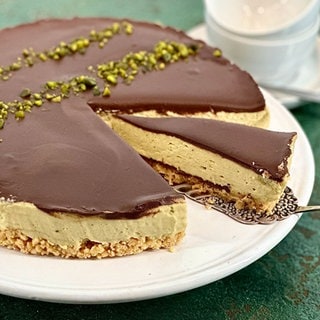 Schoko-Pistazien-Kühlschranktorte