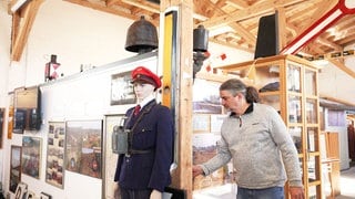 Markus Göttert aus Unzenberg sammelt seit 40 Jahren alles rund um die Hunsrückeisenbahn.