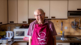 Friedrich Ries lernt mit Mitte 80 noch Kochen und Backen
