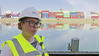 Alexandra Kops ist Terminalleiterin im Containerhafen Mannheim