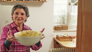 Ivana Nolli-Meyer zeigt ihr Lieblingsgericht: Risotto alla Milanese.