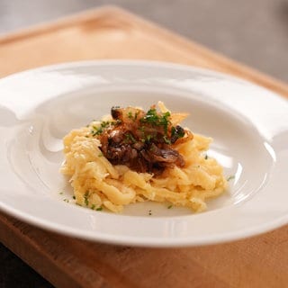 Rezept Kässpätzle mit Zwiebelschmelze Bild