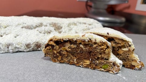 Frisch gebackener Stollen