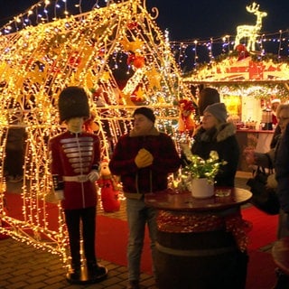 Der "Little Britain"-Weihnachtsmarkt in Vettelschoß.