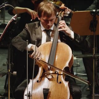 Cellist Benedikt Kloeckner