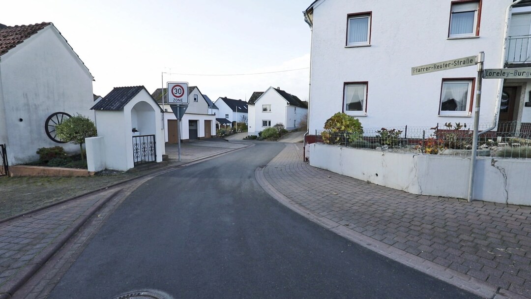 Die Pfarrer Reuter Strasse In Prath Landesschau Rheinland Pfalz Swr Fernsehen