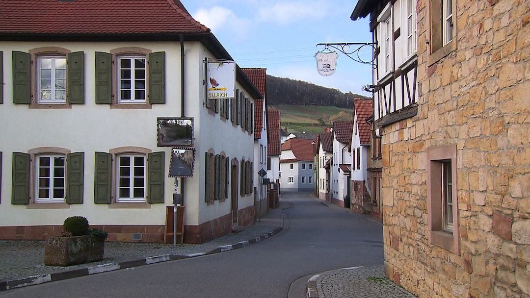 Die Schlossstrasse In Pleisweiler Oberhofen Landesschau Rheinland Pfalz Swr Fernsehen