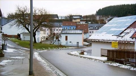 die Trierer Straße in Lampaden