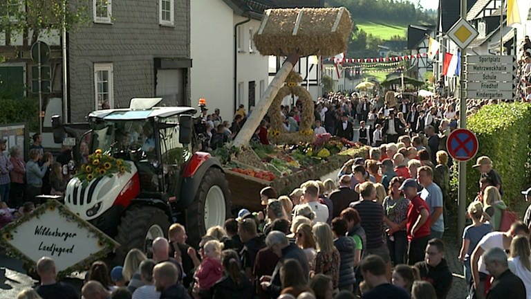 Erntedank Umzug in Friesenhagen