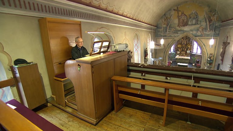 Hierzuland Bescheid Organist