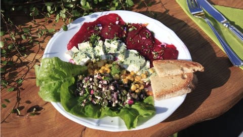 Rote-Bete-Carpaccio mit Rahmkäse