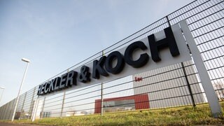 Am Firmensitz von Heckler & Koch in Oberndorf am Neckar arbeiten rund 1.000 Mitarbeiter.