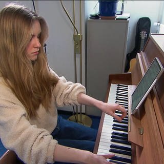 Klavier-Studentin Jennifer Klein aus Mainz